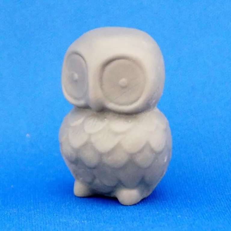 Owl figure printed in gray Stereolithography standard material